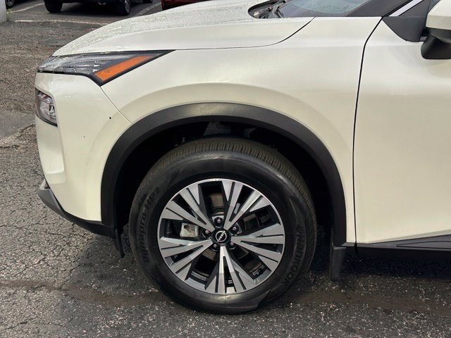 Certified 2023 Nissan Rogue SV AWD/4WD image 8