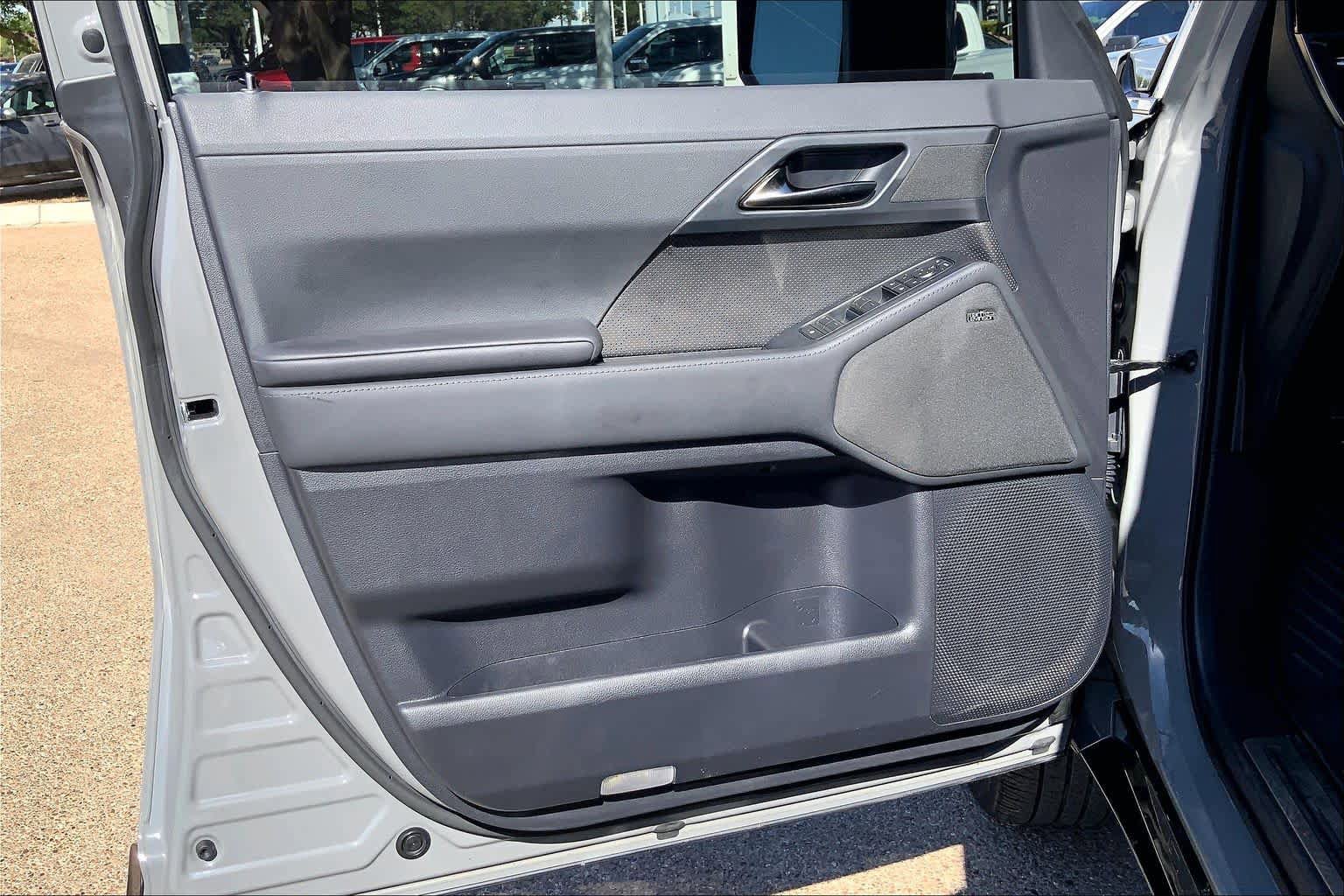 Used 2024 Lexus GX 550 AWD/4WD image 22