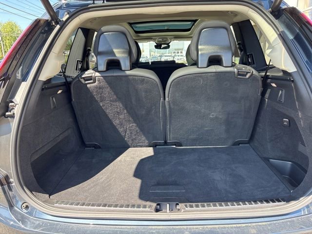 Used 2025 Volvo XC90 B6 Plus AWD/4WD image 12