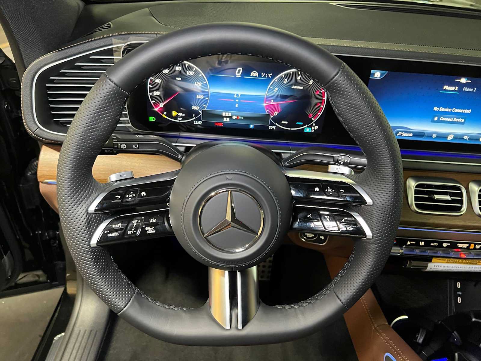 New 2026 Mercedes-Benz GLS 450 4MATIC image 28