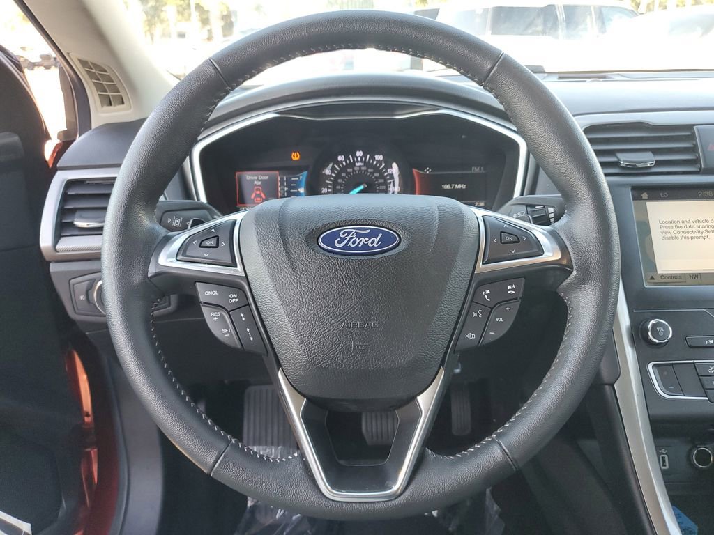 Used 2019 Ford Fusion SE w/ Equipment Group 151A image 25