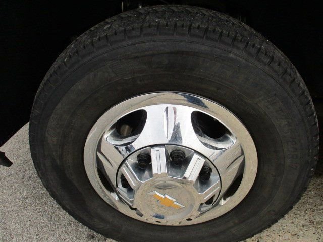 Used 2024 Chevrolet Silverado 3500 LT AWD/4WD image 24