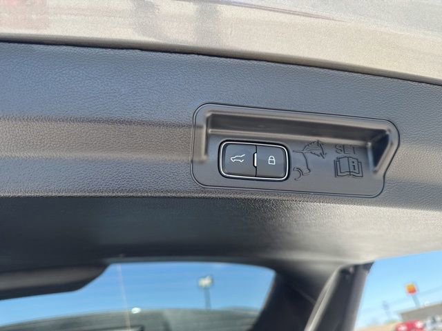 Used 2025 Ford Explorer Platinum w/ LUX Leather Package AWD/4WD image 24