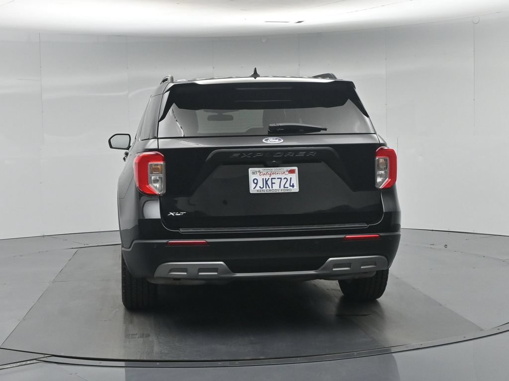 Certified 2023 Ford Explorer XLT w/ Equipment Group 202A RWD image 58