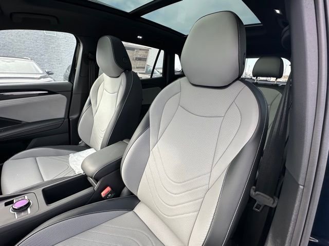New 2026 Volkswagen Tiguan SE R-Line AWD/4WD image 28