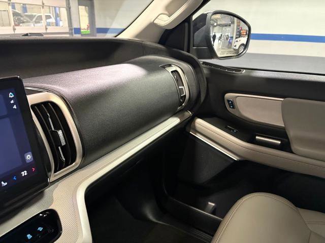 Certified 2025 Ford Expedition Active AWD/4WD image 19