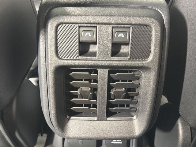 New 2026 Ford Bronco Big Bend w/ Black Diamond Package AWD/4WD image 21