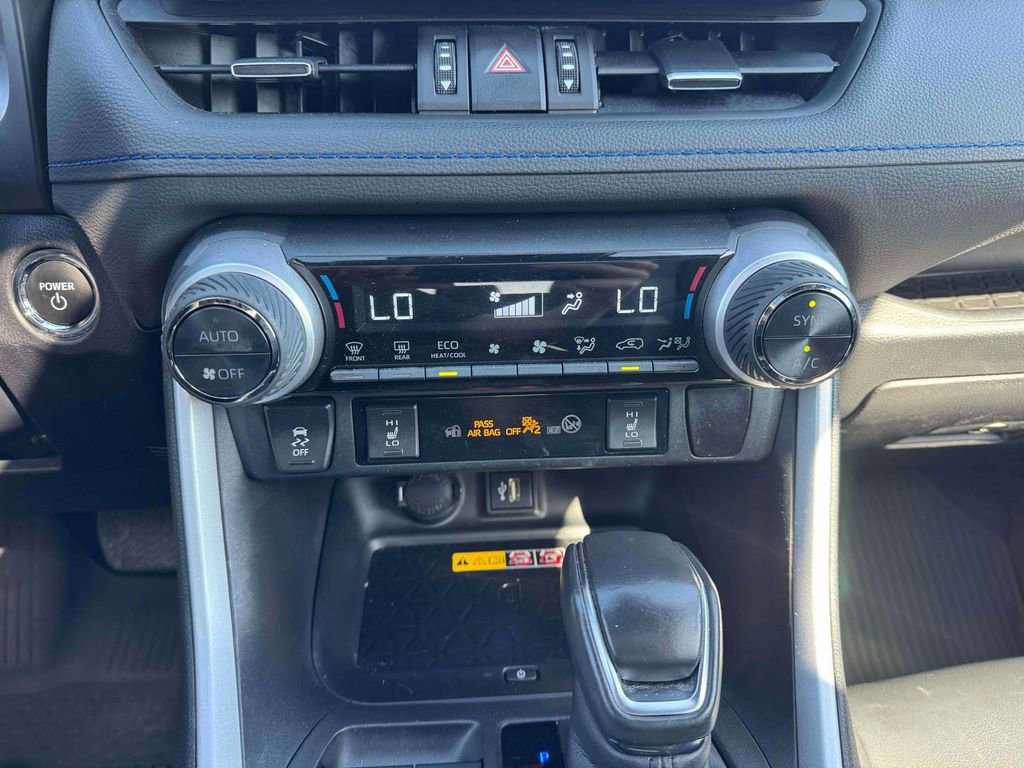 Used 2024 Toyota RAV4 XSE w/ Advanced Technology Package AWD/4WD image 32
