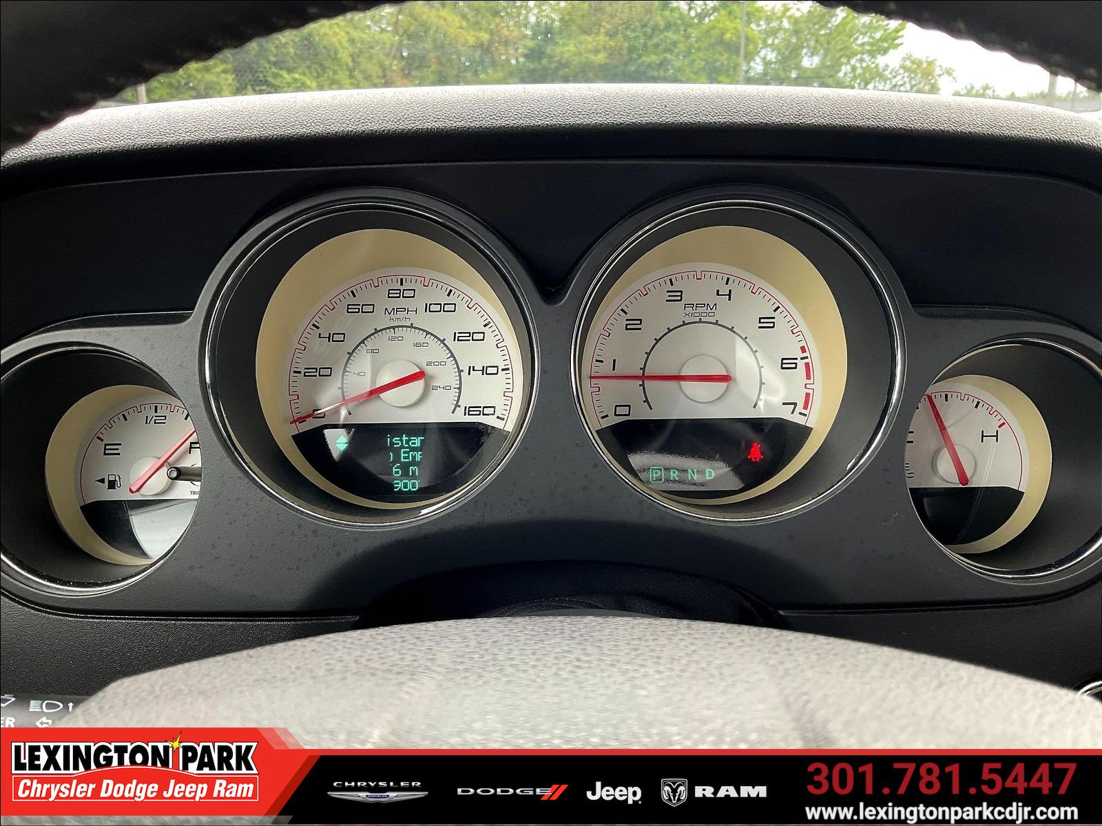 Used 2014 Dodge Challenger R/T RWD image 13