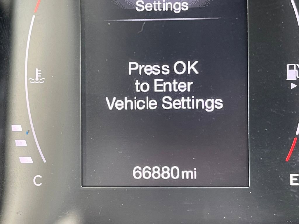 Used 2019 Jeep Compass Latitude FWD image 17