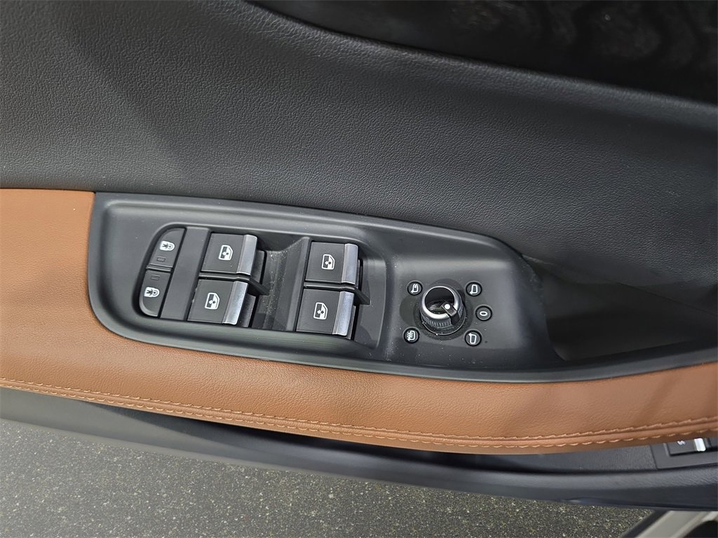 Used 2023 Audi Q7 3.0T Premium Plus w/ Premium Plus Package image 31