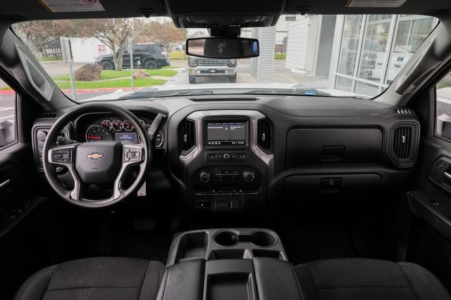 Used 2021 Chevrolet Silverado 2500 Custom w/ Custom Value Package AWD/4WD image 40