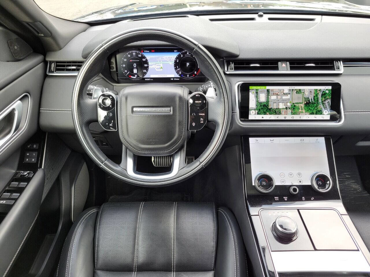 Used 2020 Land Rover Range Rover Velar R-Dynamic HSE image 15