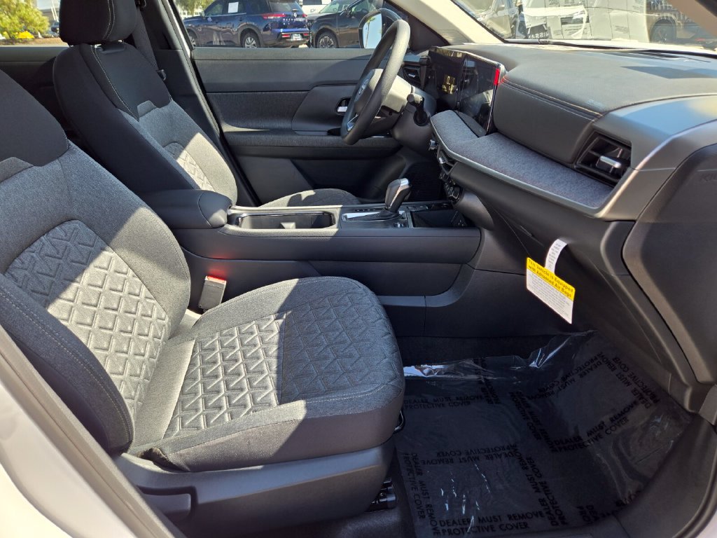 New 2027 Nissan Kicks SV FWD image 19