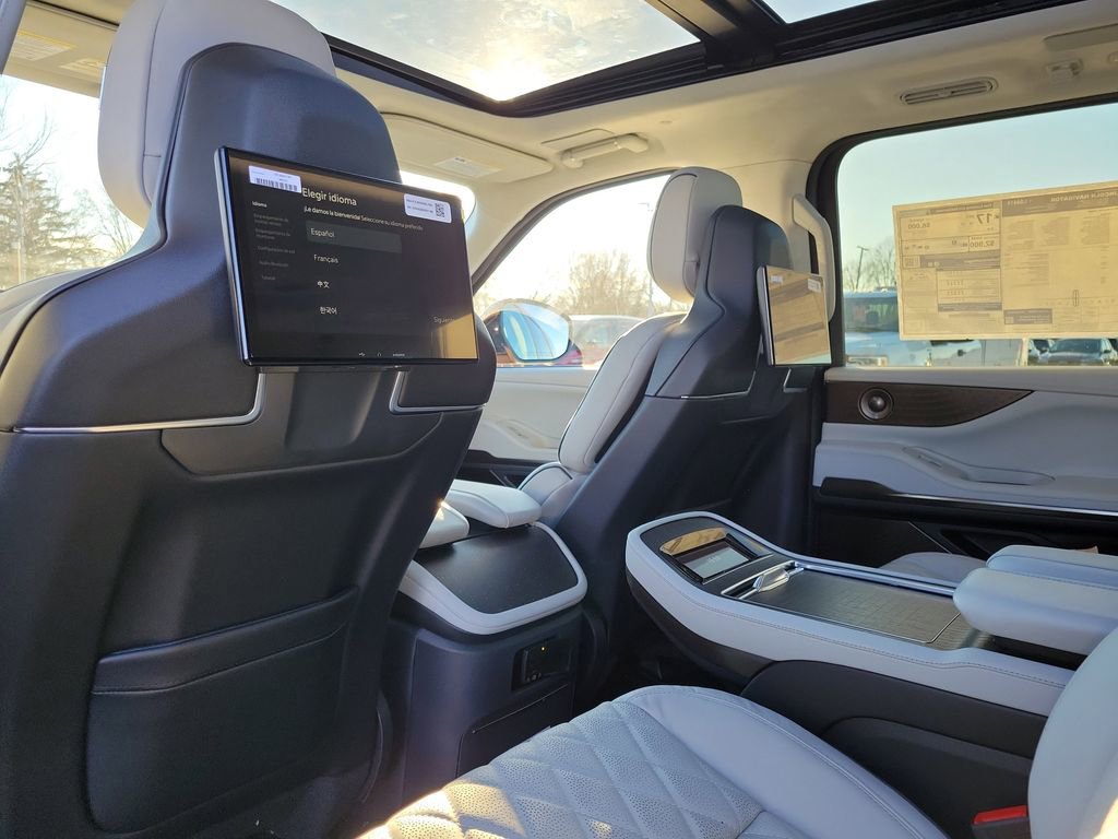 New 2026 Lincoln Navigator L Black Label image 15