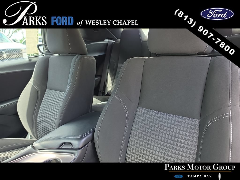Used 2023 Dodge Challenger SXT RWD image 14