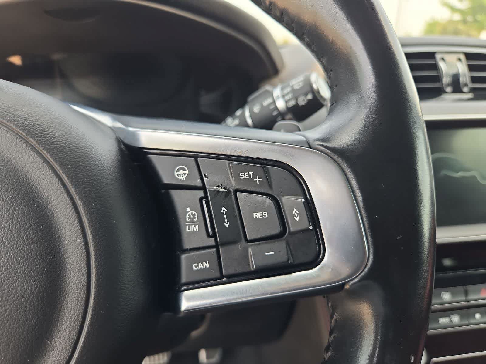 Used 2017 Jaguar F-PACE R-Sport AWD/4WD image 24