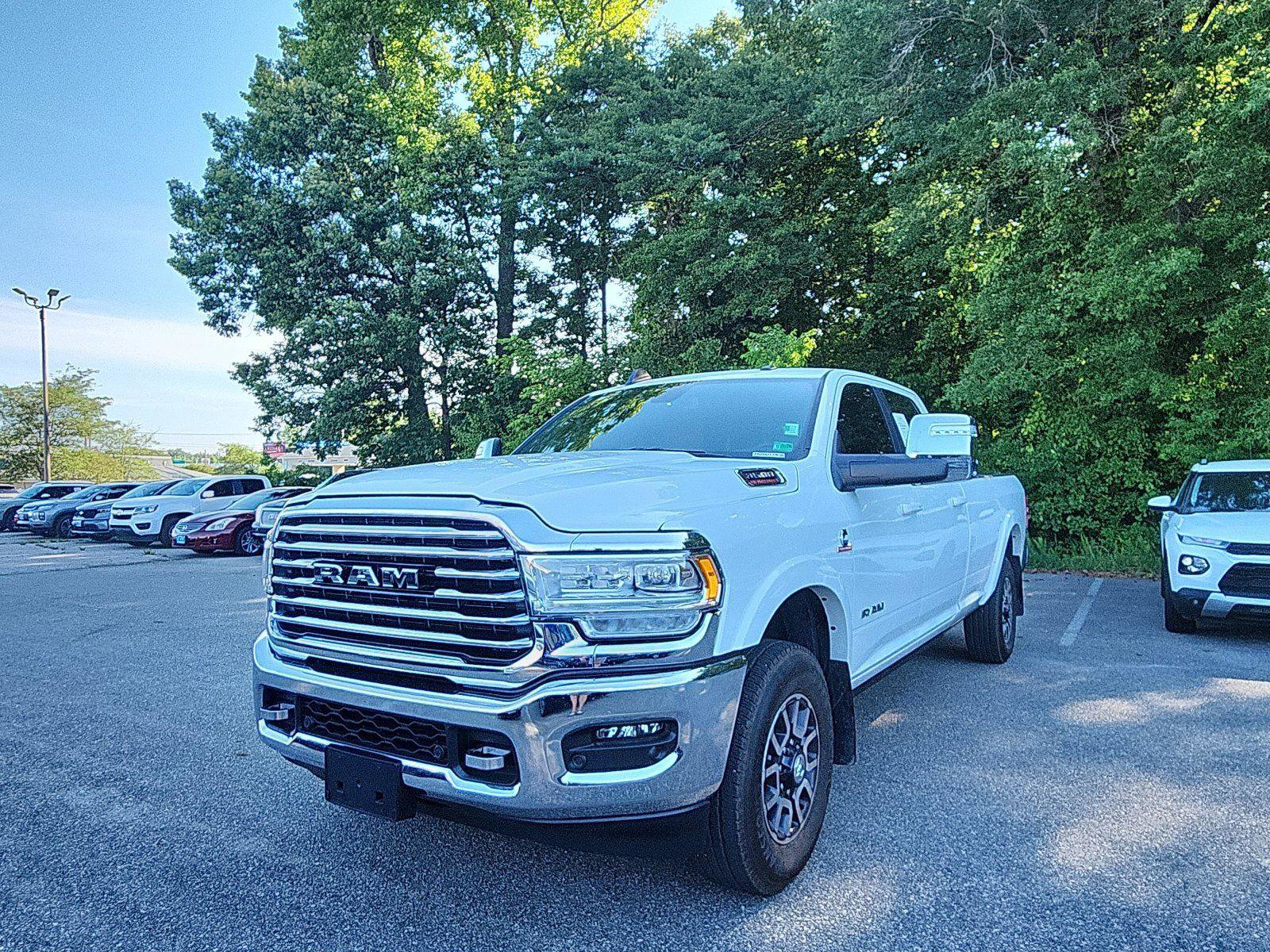 Used 2024 RAM 3500 Limited AWD/4WD image 1