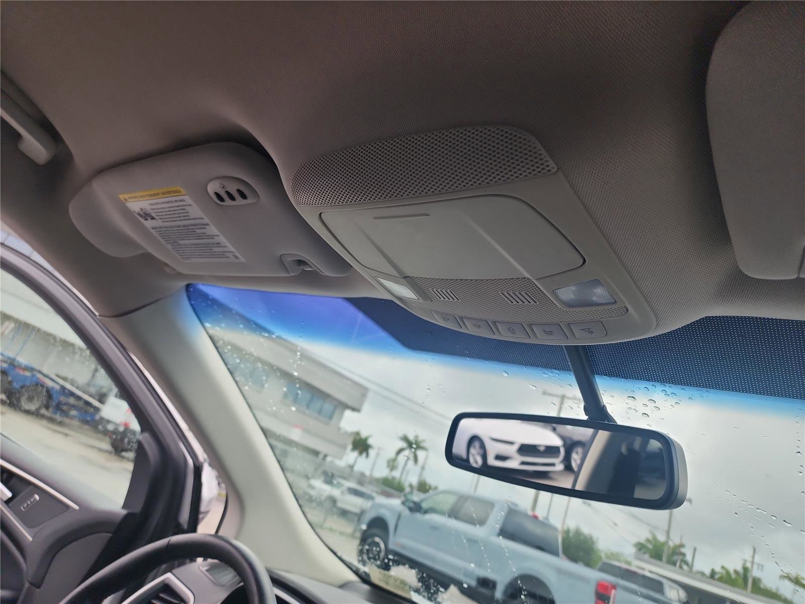 Used 2017 Ford Edge SEL w/ Equipment Group 201A image 30