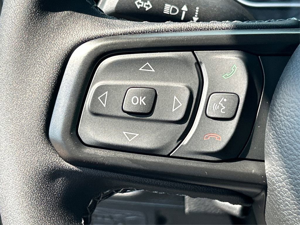 New 2025 Jeep Gladiator Sport AWD/4WD image 33
