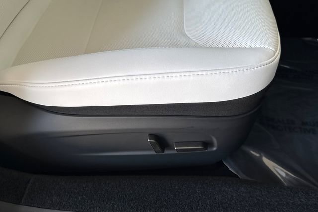 Used 2025 Tesla Model 3 Long Range image 23