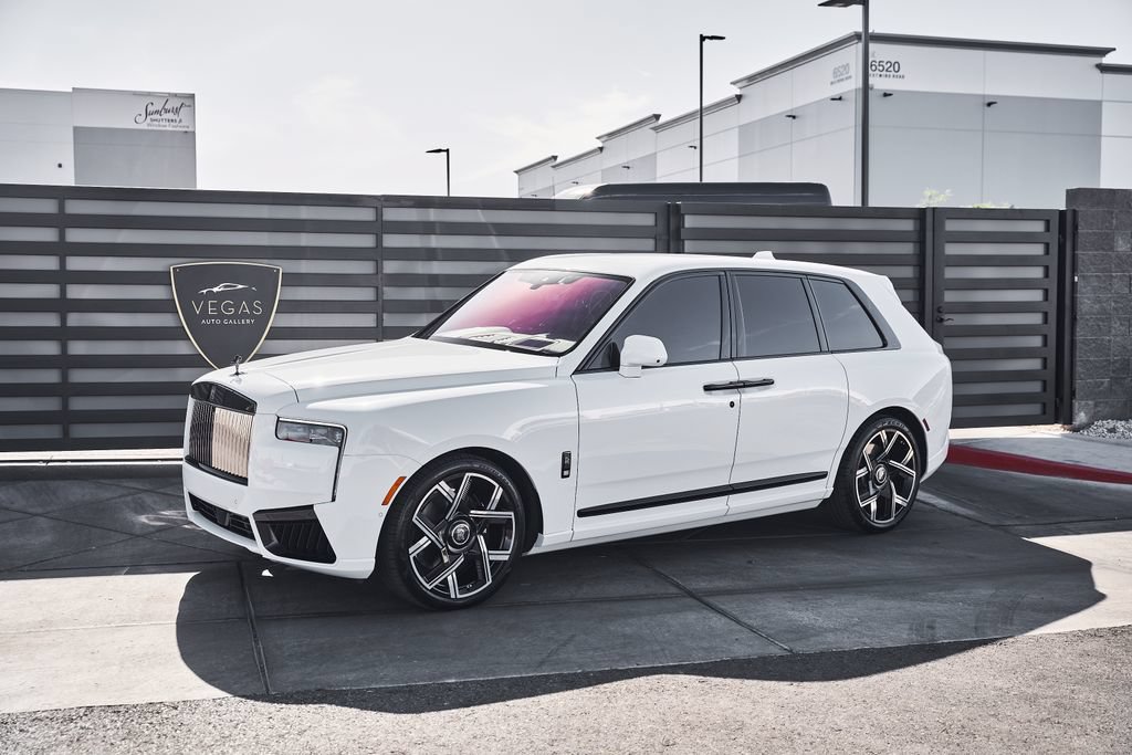 Used 2025 Rolls-Royce Cullinan Black Badge AWD/4WD image 6