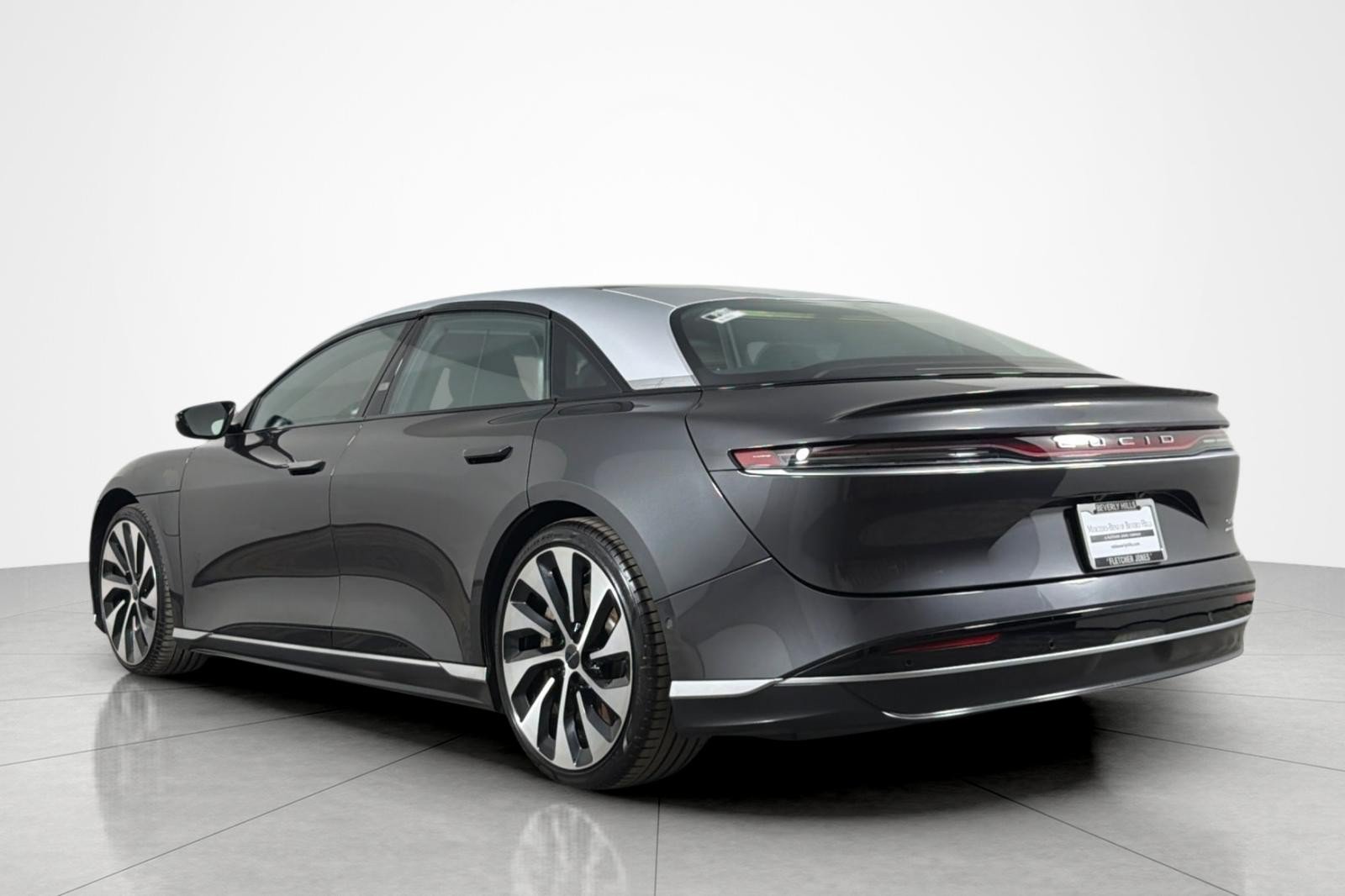 Used 2023 Lucid Air Grand Touring AWD/4WD image 3