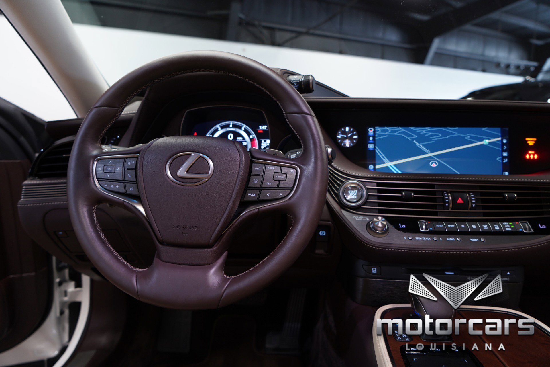 Used 2020 Lexus LS 500 w/ Accessory Package (Z2) RWD image 34