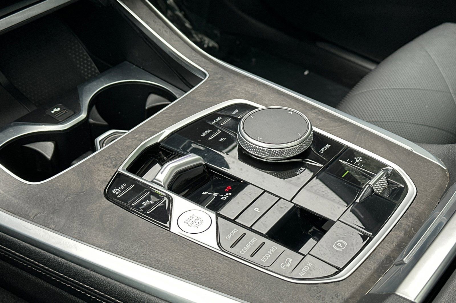 Used 2023 BMW X7 xDrive40i image 28