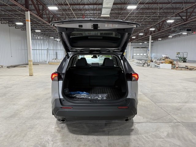 Used 2024 Toyota RAV4 XLE image 32