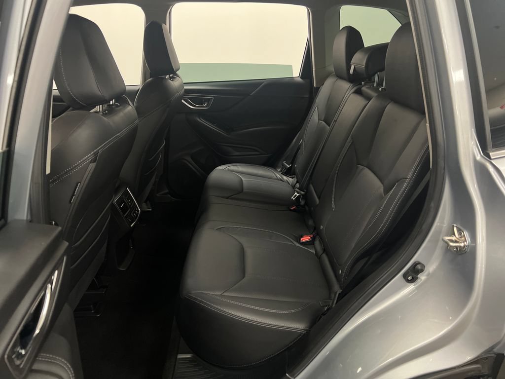 Used 2023 Subaru Forester Touring AWD/4WD image 27