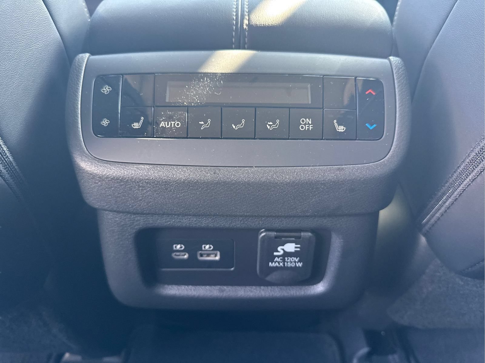 Certified 2025 Nissan Pathfinder Platinum w/ Cargo Package FWD image 34