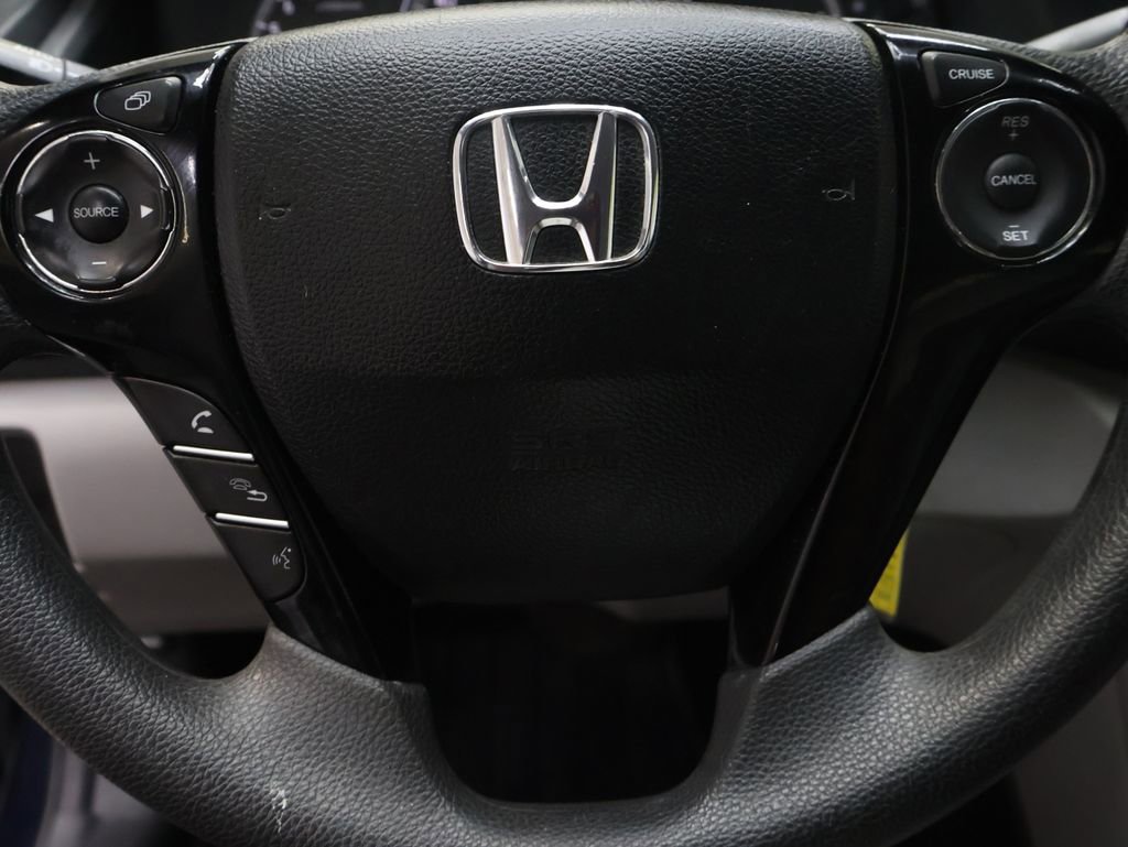 Used 2016 Honda Accord LX image 19