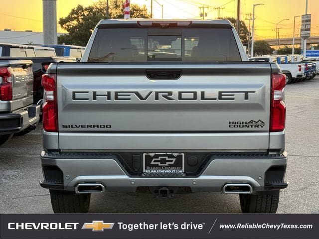Used 2026 Chevrolet Silverado 1500 High Country AWD/4WD image 7