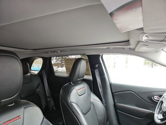 Used 2020 Jeep Cherokee Trailhawk w/ Comfort/Convenience Group image 14