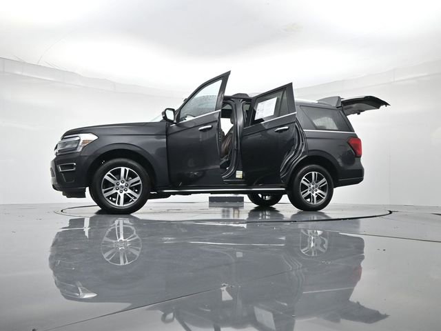 Used 2023 Ford Expedition Limited image 52