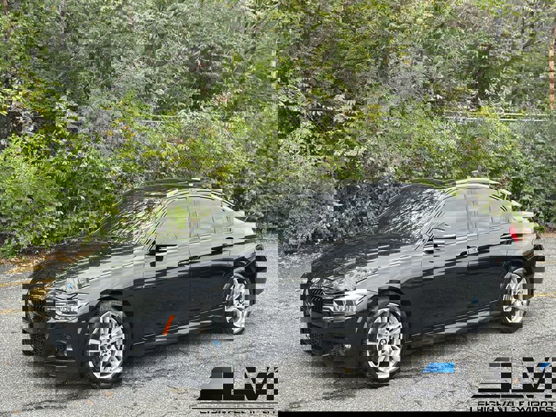 Used 2017 BMW 340i xDrive Sedan image 2