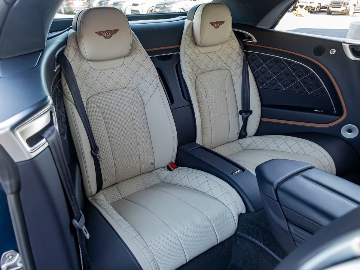 Used 2024 Bentley Continental GT Mulliner AWD/4WD image 29