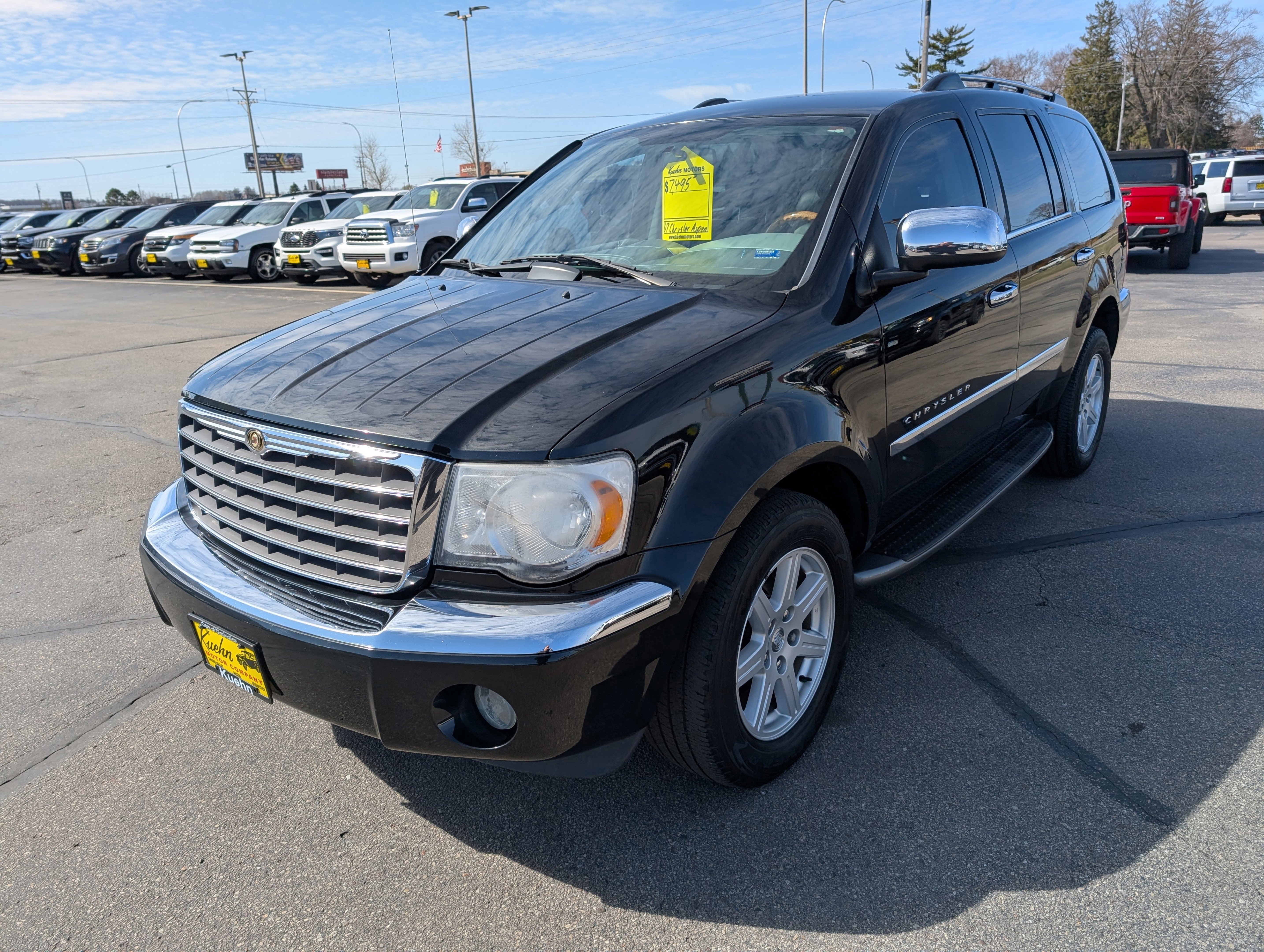 Used 2007 Chrysler Aspen Limited w/ Trailer Tow Group image 4