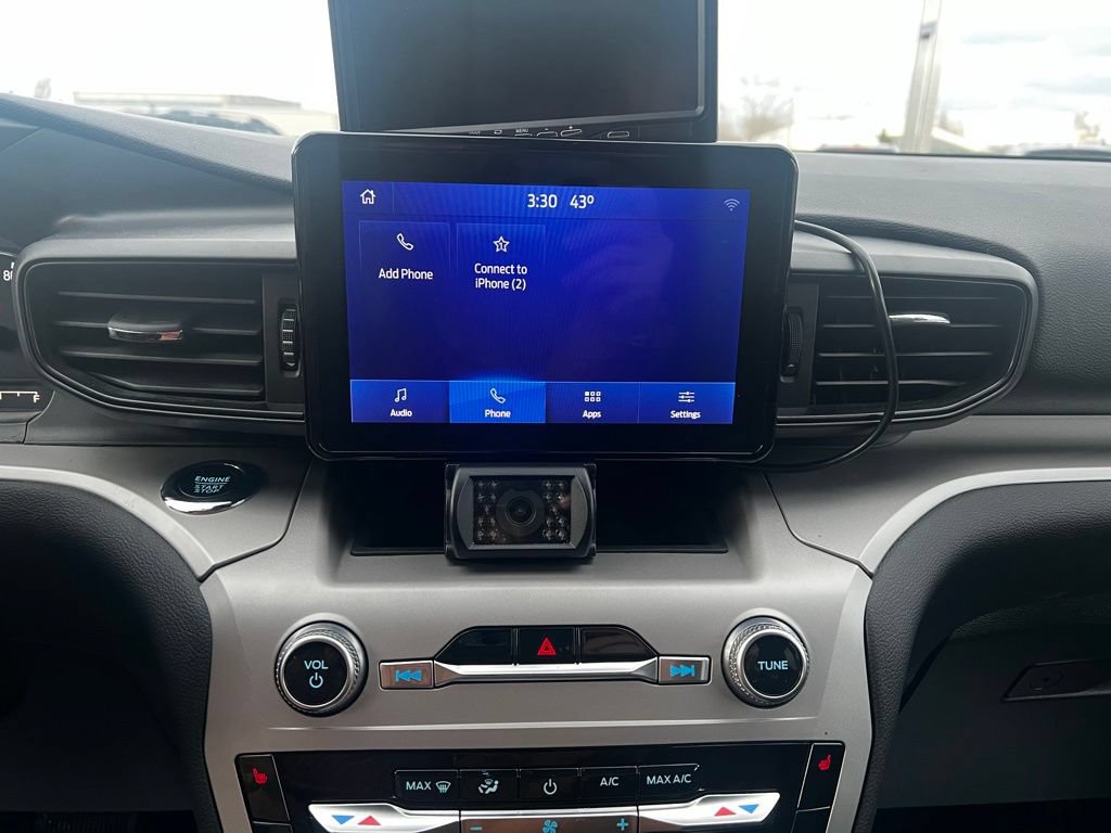 Used 2023 Ford Explorer XLT AWD/4WD image 40