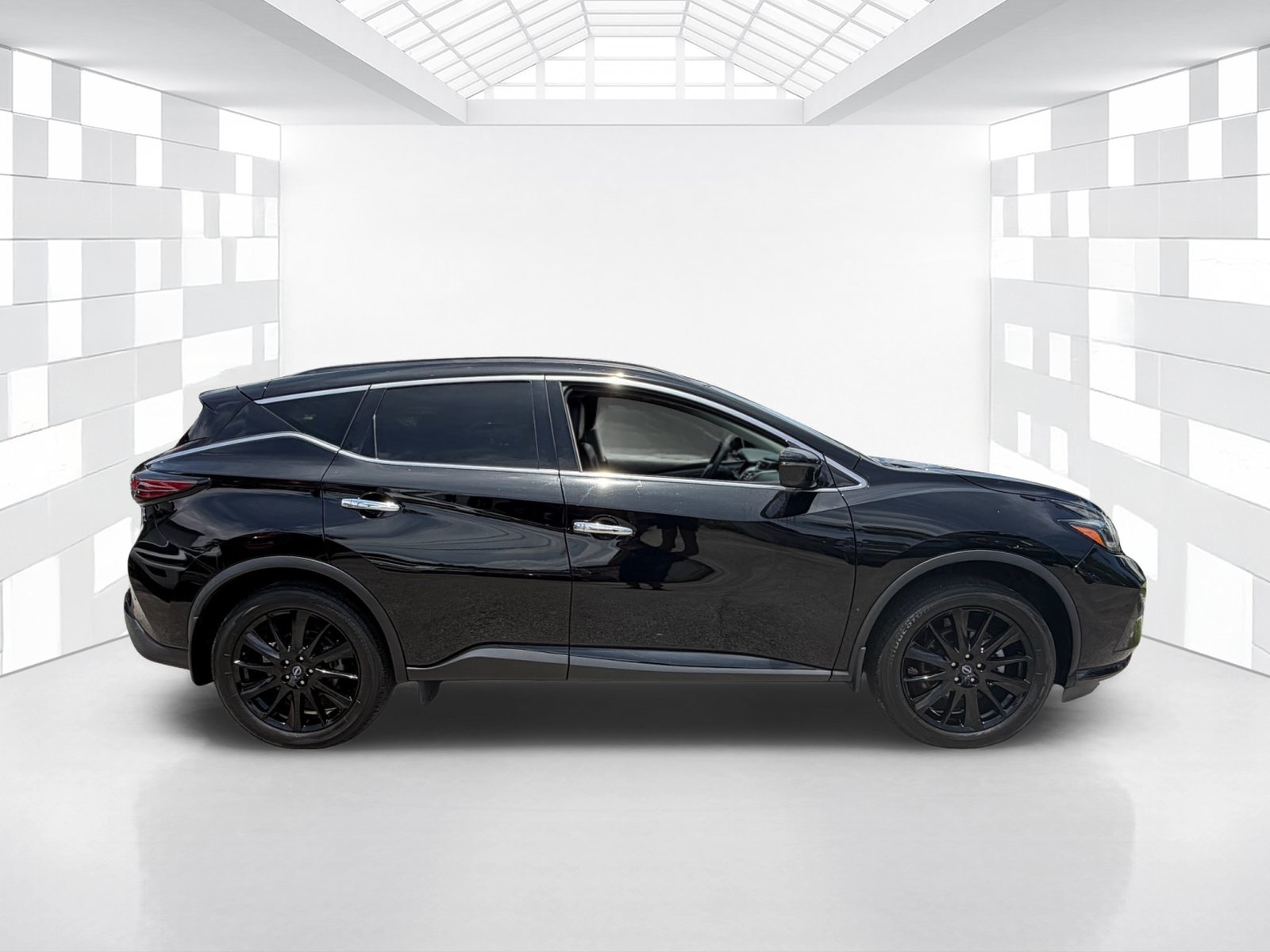 Used 2024 Nissan Murano SV w/ SV Midnight Edition Package FWD image 8