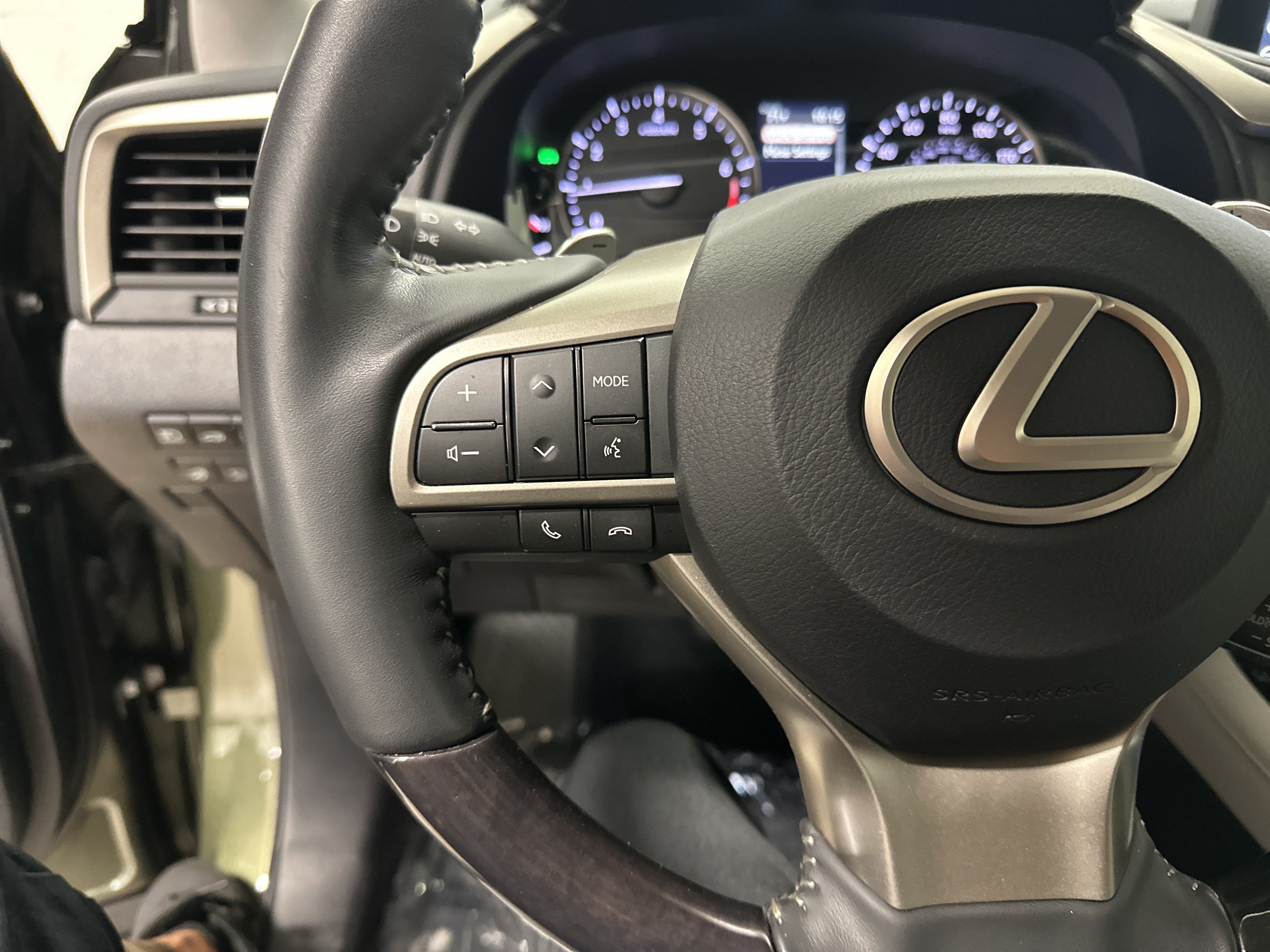 Certified 2022 Lexus RX 350 AWD w/ Luxury Package image 19