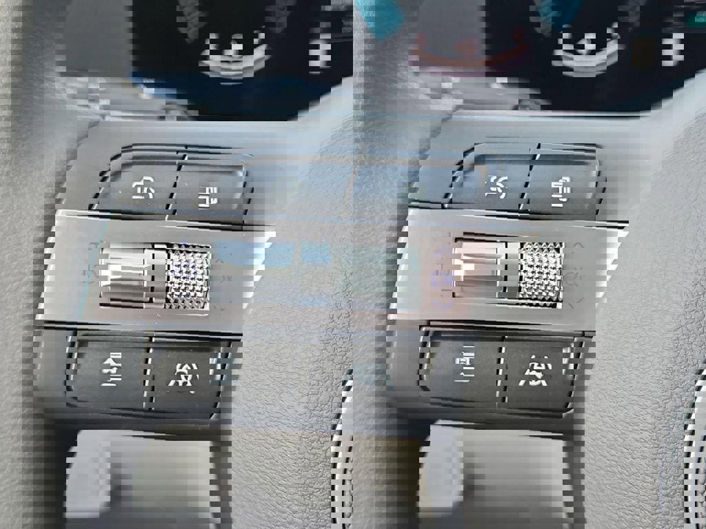 New 2026 Hyundai Kona SE image 11