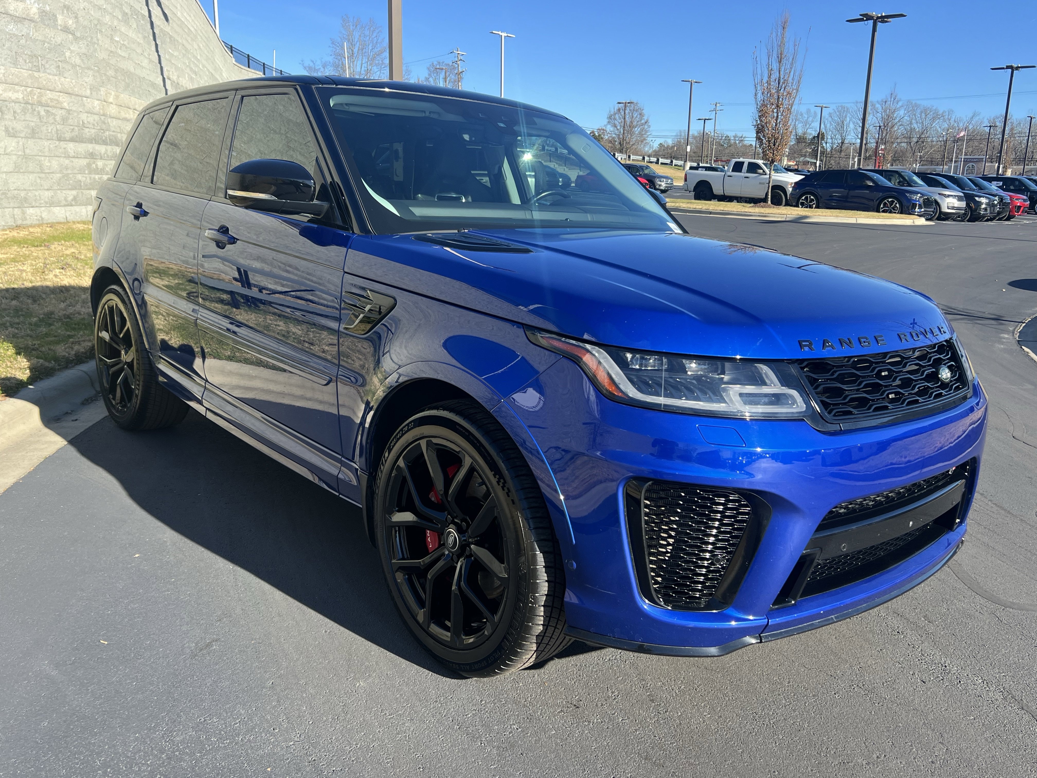 Used 2022 Land Rover Range Rover Sport SVR image 9