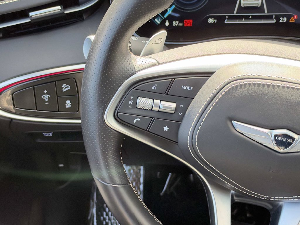 Used 2025 Genesis Electrified GV70 w/ Prestige Package AWD/4WD image 8