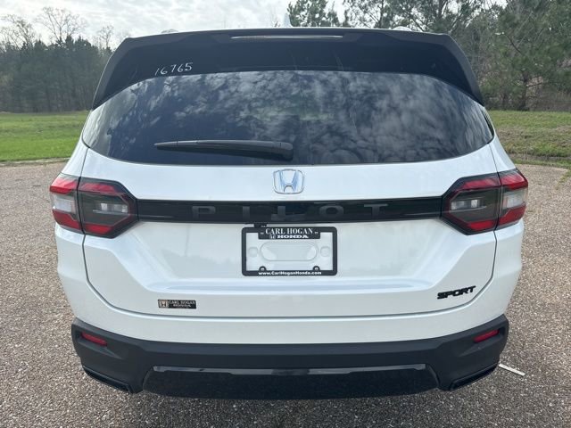 New 2026 Honda Pilot Sport image 8