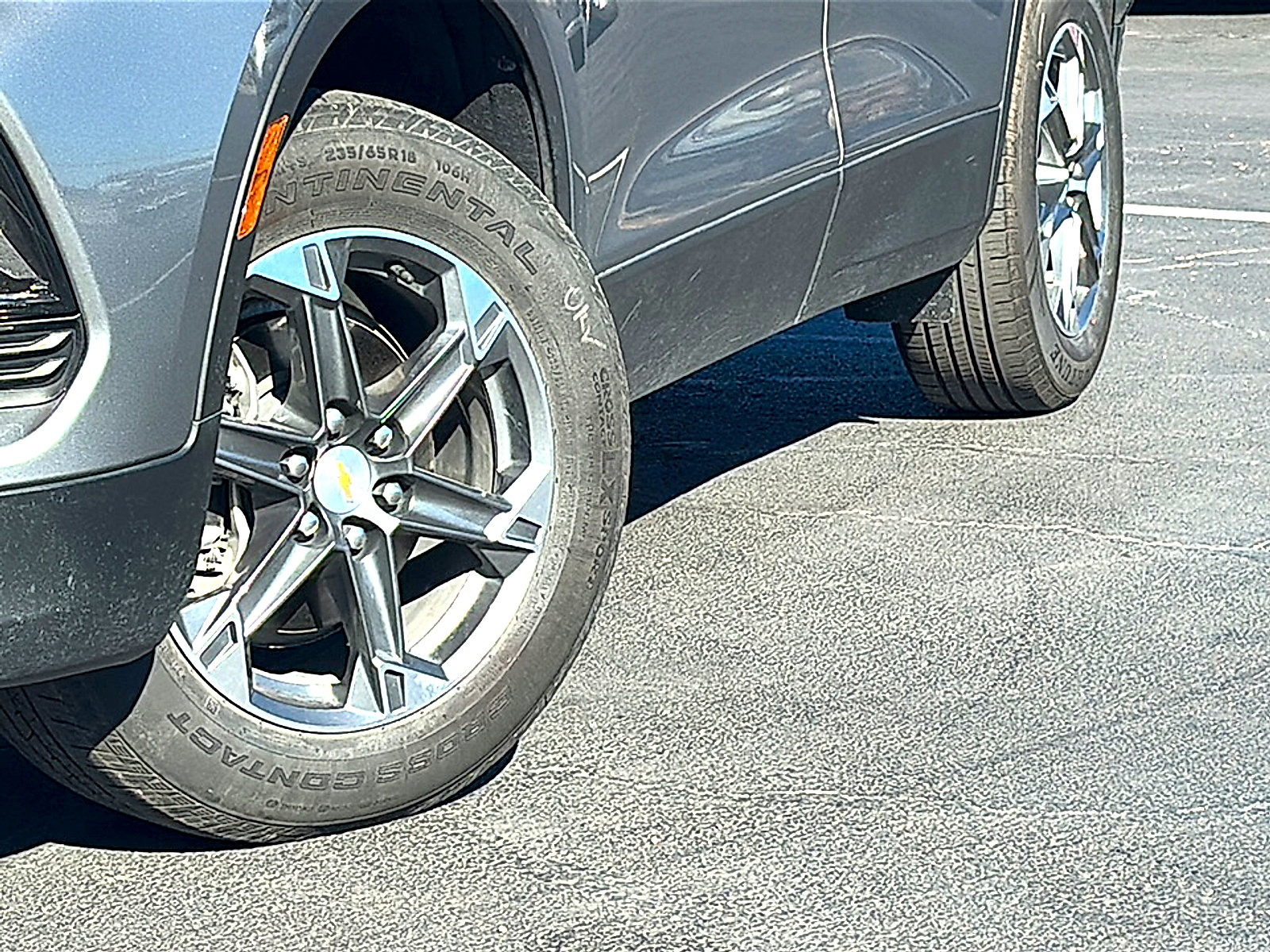 Used 2025 Chevrolet Blazer LT image 3