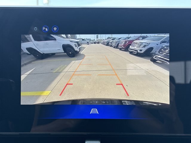 New 2027 Chevrolet Equinox ACTIV FWD image 9
