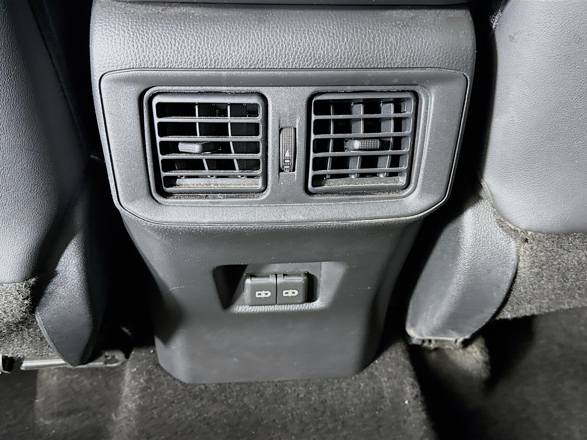 Certified 2025 Toyota RAV4 XLE Premium AWD/4WD image 25