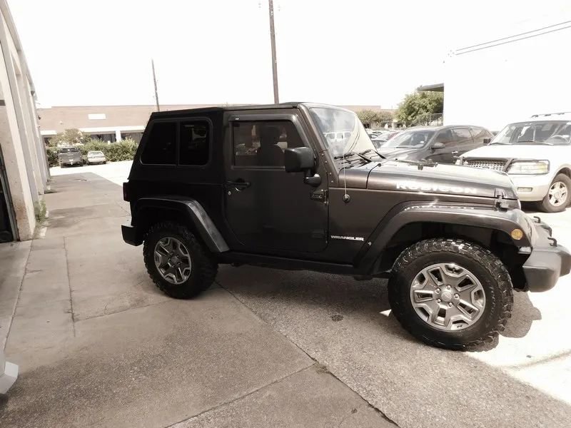 Used 2013 Jeep Wrangler Rubicon w/ Dual Top Group image 8